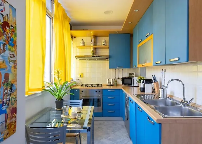 Stracult House Suggestive And Vintage-pop Apartment *