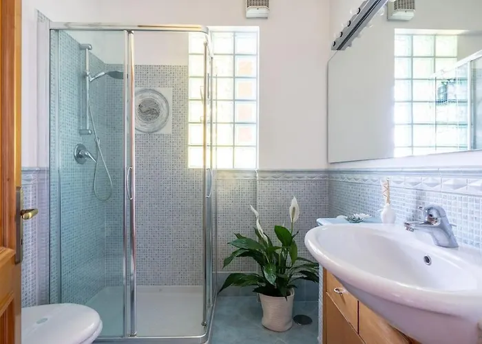 Stracult House Suggestive And Vintage-pop Apartment Rome