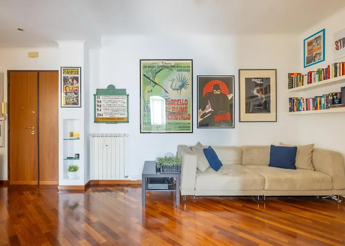 Stracult House Suggestive And Vintage-pop Apartment *